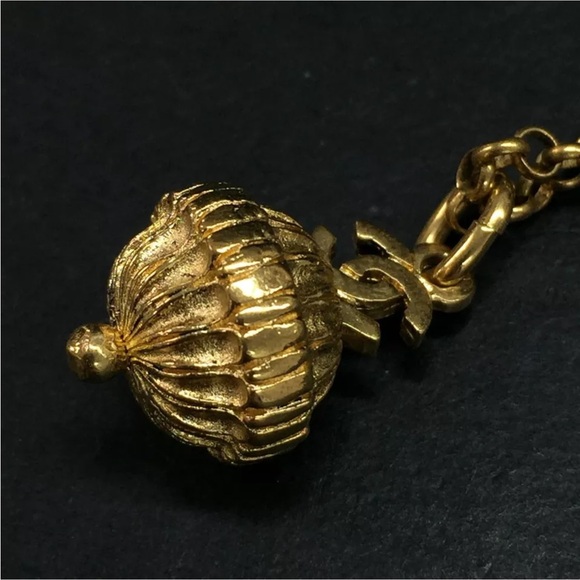 CHANEL Gold Tone Pendant Necklace with Box - Picture 6 of 9